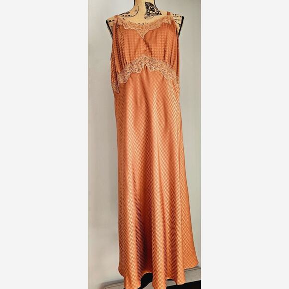 Torrid Tea Length Woven Jacquard Lace Trim Cami Maxi Dress Womens Plus Sz 1 - Picture 3 of 10